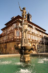 Vitusbrunnen und Widmarckt